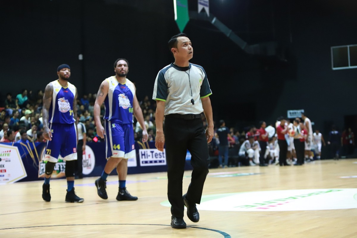 Detail Pakaian Wasit Bola Basket Nomer 41