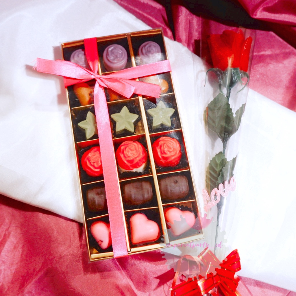 Detail Paket Coklat Valentine Nomer 2