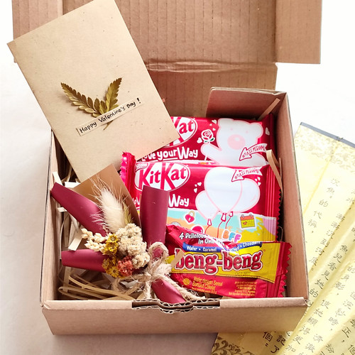Detail Paket Coklat Valentine Nomer 14