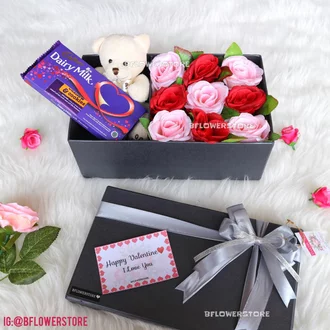 Detail Paket Coklat Valentine Nomer 30