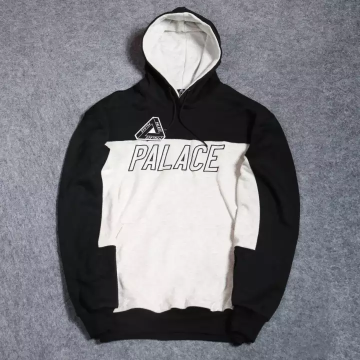 Detail Logo Sweater Keren Nomer 26