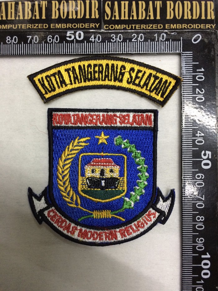 Detail Logo Tangerang Selatan Nomer 11