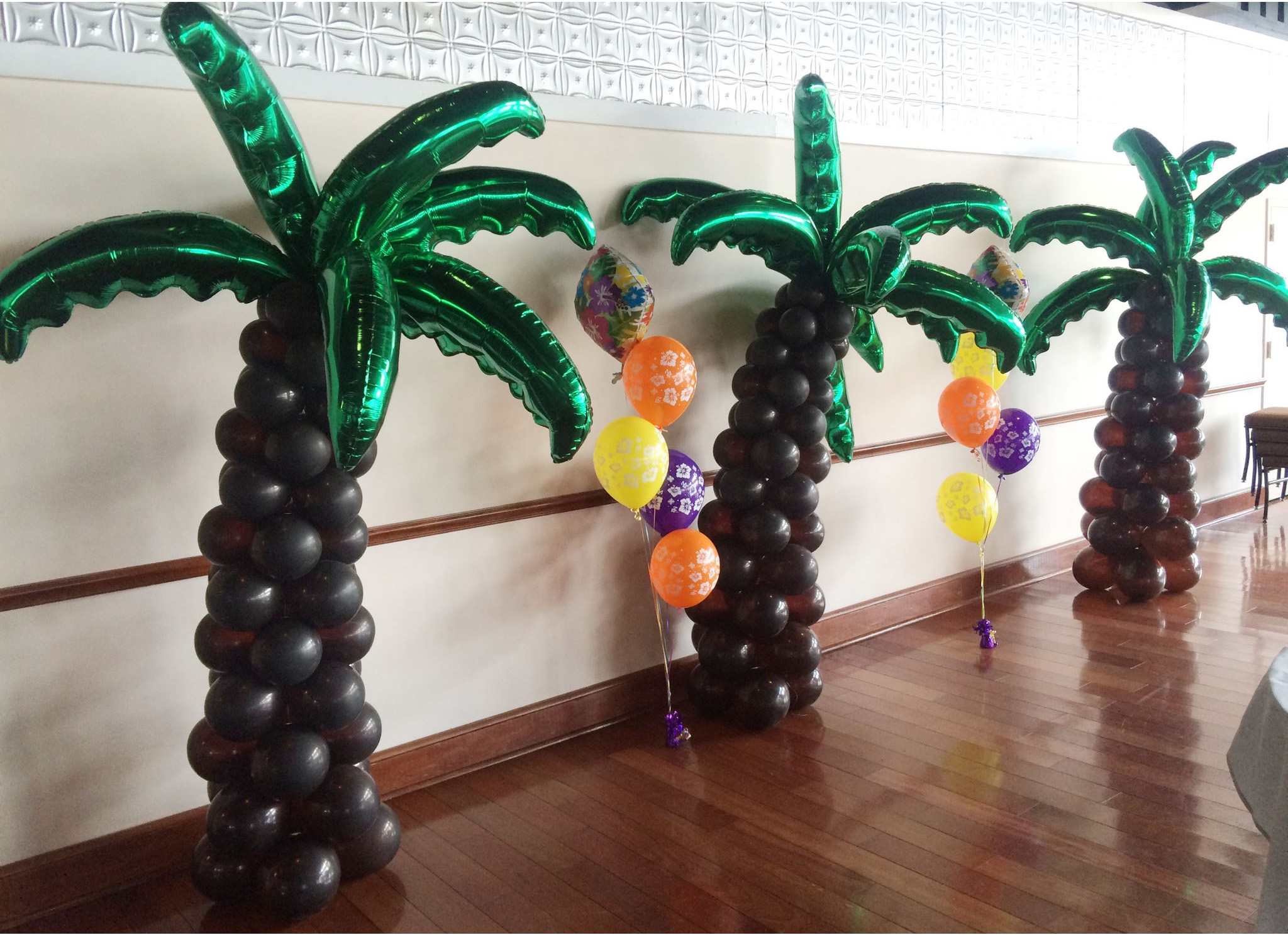 Palm Tree Balloon Column - KibrisPDR