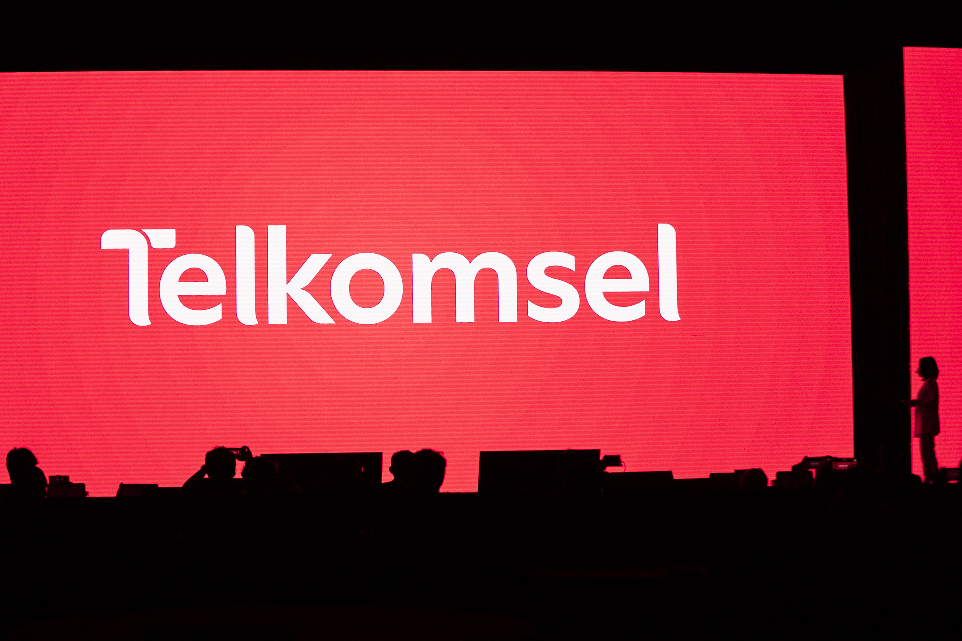 Detail Logo Telkomsel Transparan Nomer 39