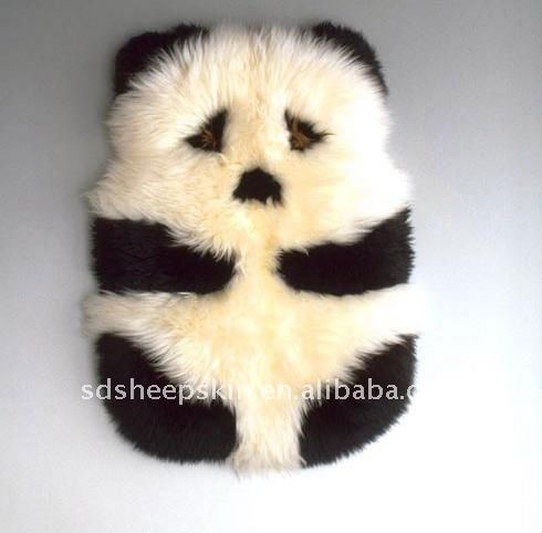 Detail Panda Skin Rug Nomer 20