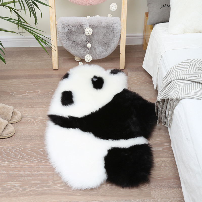 Detail Panda Skin Rug Nomer 39