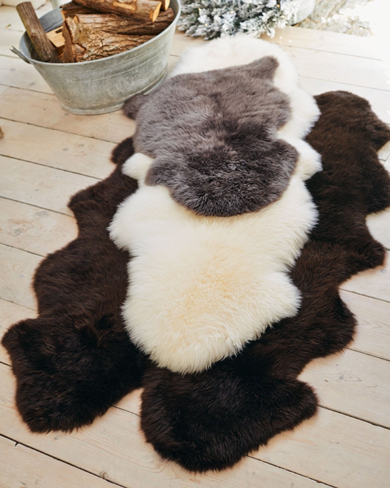 Detail Panda Skin Rug Nomer 51