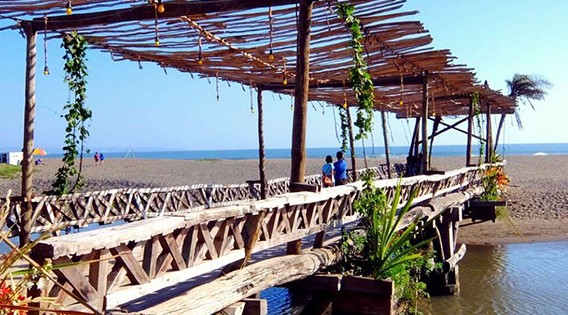 Detail Pantai Kayu Putih Nomer 12
