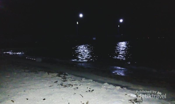 Detail Pantai Malam Nomer 12