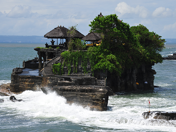 Detail Pantai Tanah Lot Bali Nomer 10