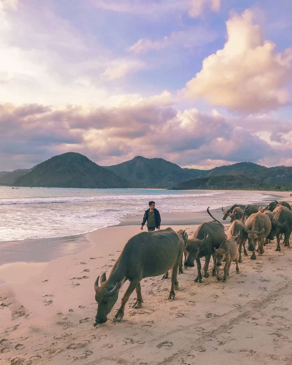 Detail Pantai Terseram Di Indonesia Nomer 6