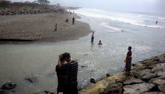 Detail Pantai Terseram Di Indonesia Nomer 50