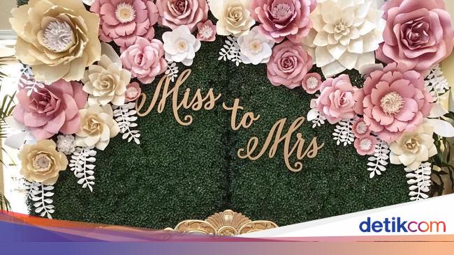 Detail Paper Flower Backdrop Lamaran Nomer 37