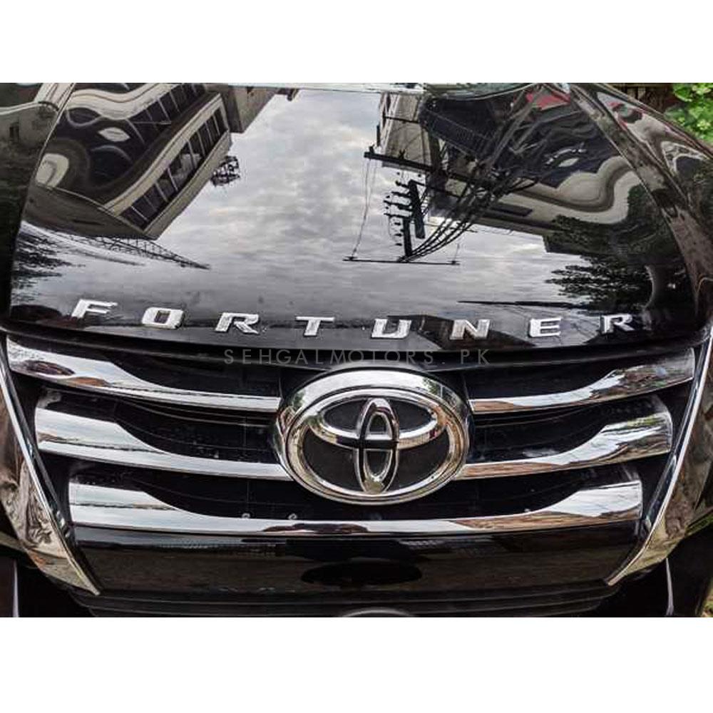 Detail Logo Toyota Fortuner Nomer 44