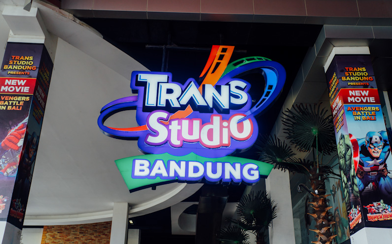 Detail Logo Trans Studio Bandung Png Nomer 10