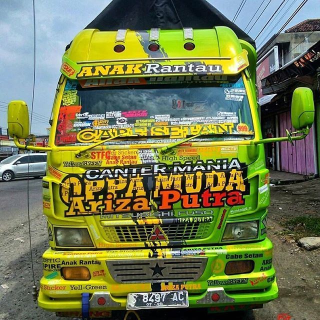 Detail Logo Truck Canter Nomer 42