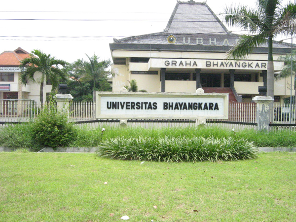 Detail Logo Universitas Bhayangkara Jakarta Nomer 28
