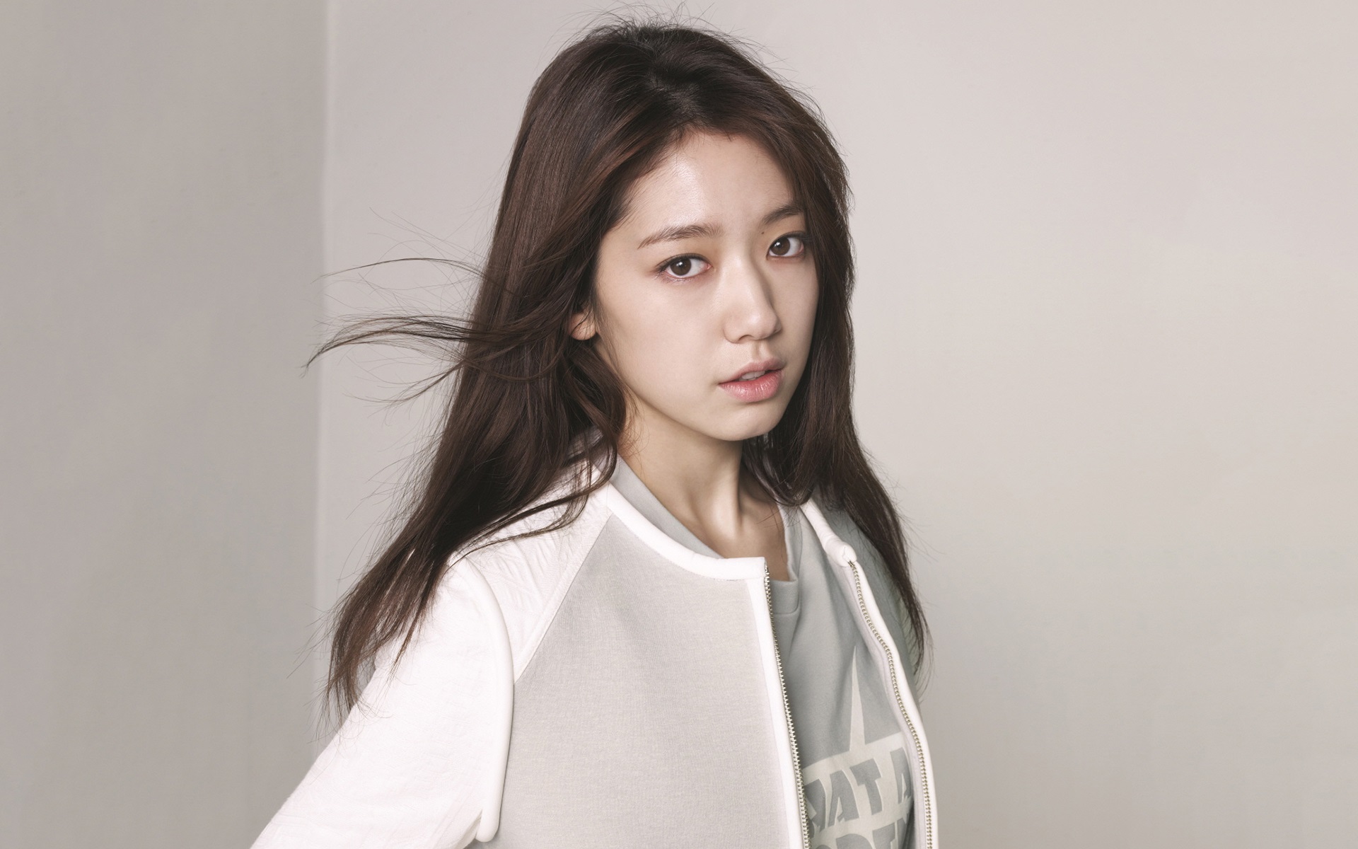 Detail Park Shin Hye Wallpaper Nomer 21