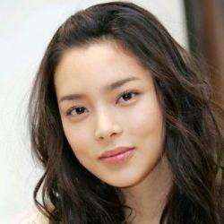 Detail Park Si Yeon Nomer 25