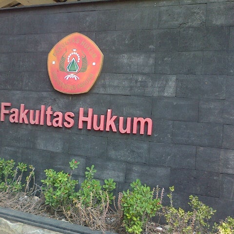 Detail Logo Universitas Pakuan Bogor Nomer 45