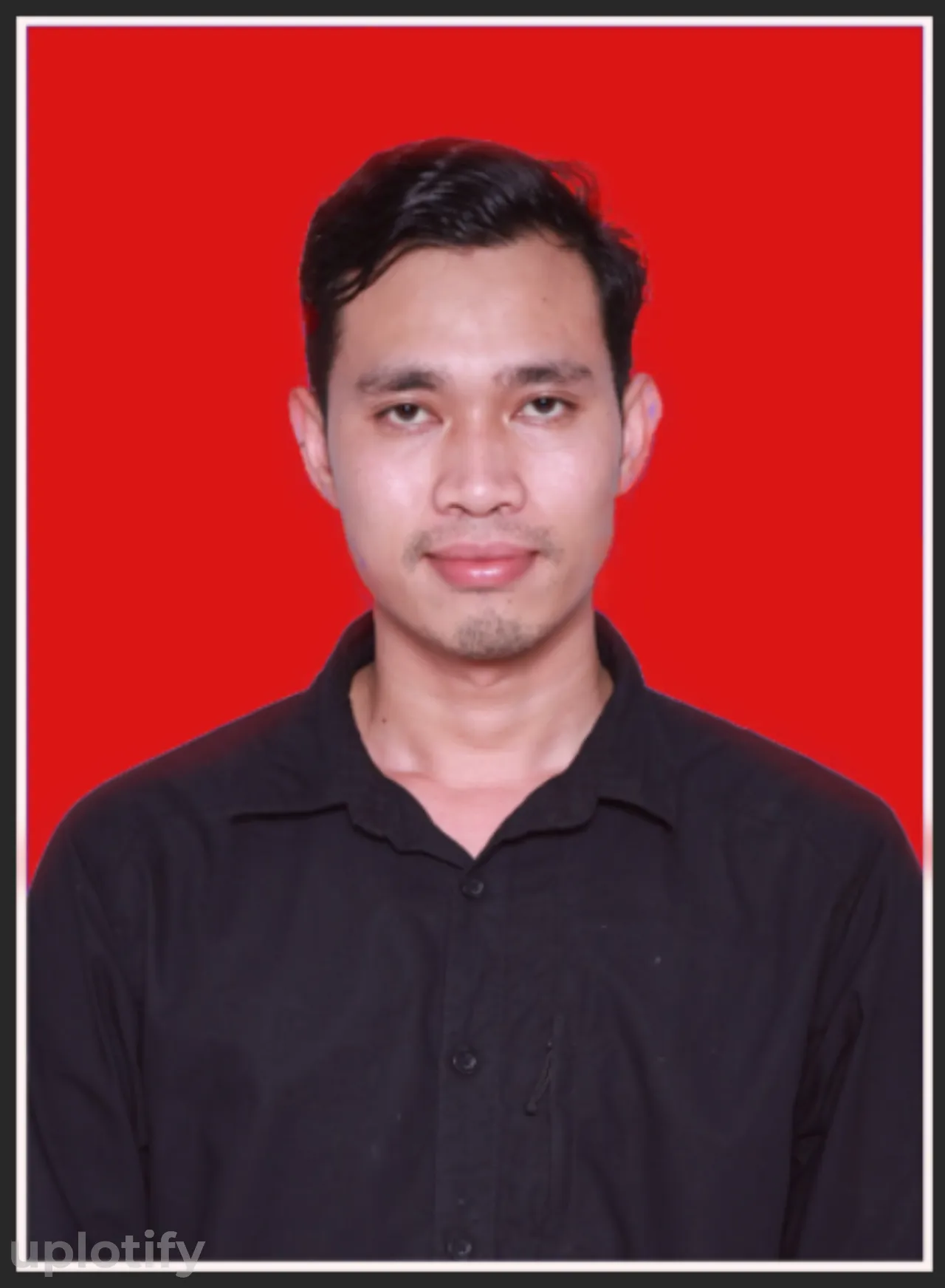 Detail Pas Foto Background Merah Koleksi Nomer 3