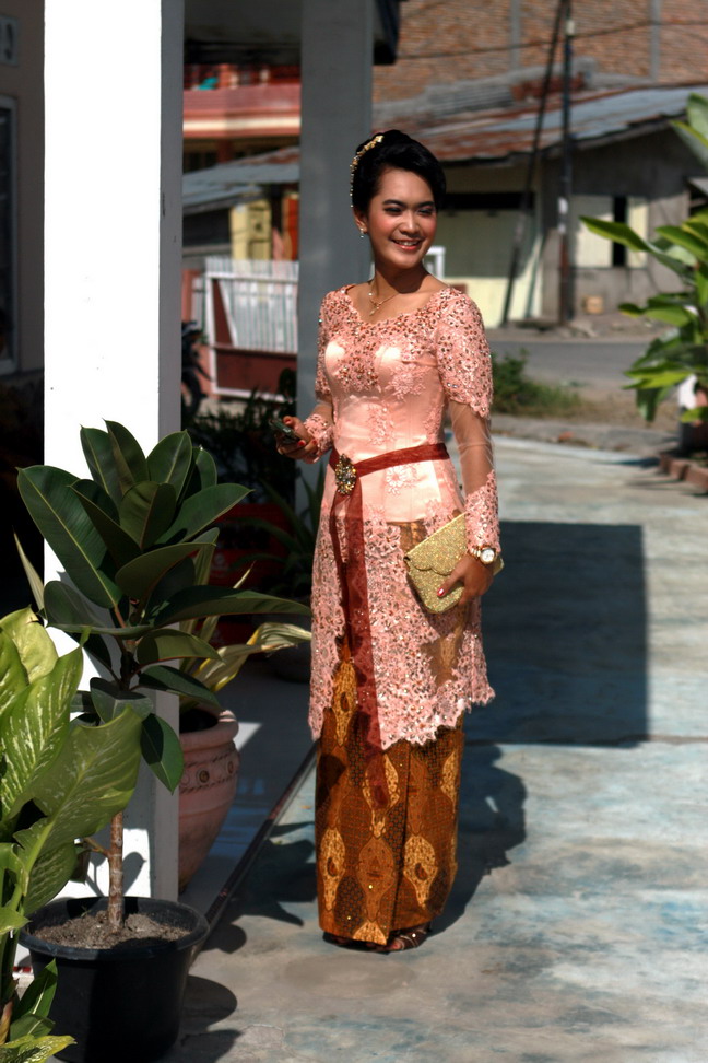 Detail Pas Foto Kebaya Nomer 11