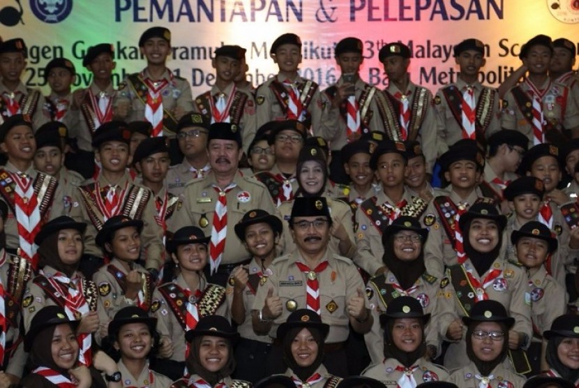 Detail Pas Photo Pramuka Nomer 45