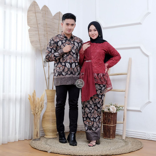 Detail Pasangan Desain Baju Batik Modern Nomer 15