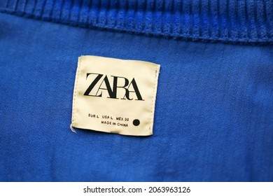 Detail Logo Zara Nomer 52