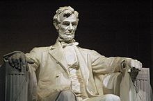 Detail Patung Abraham Lincoln Nomer 3