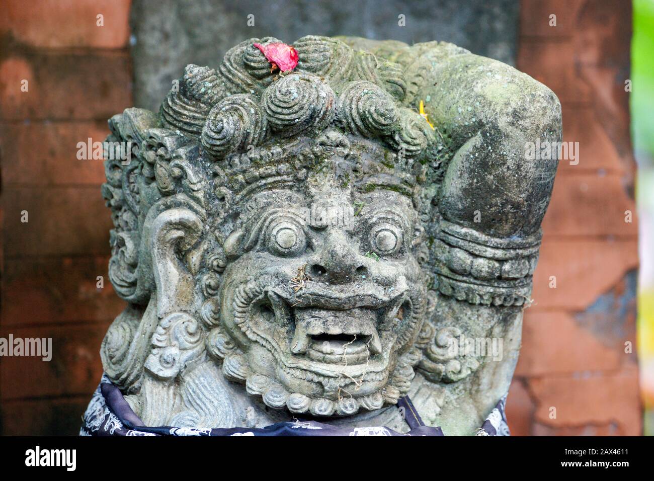 Detail Patung Barong Bali Nomer 34