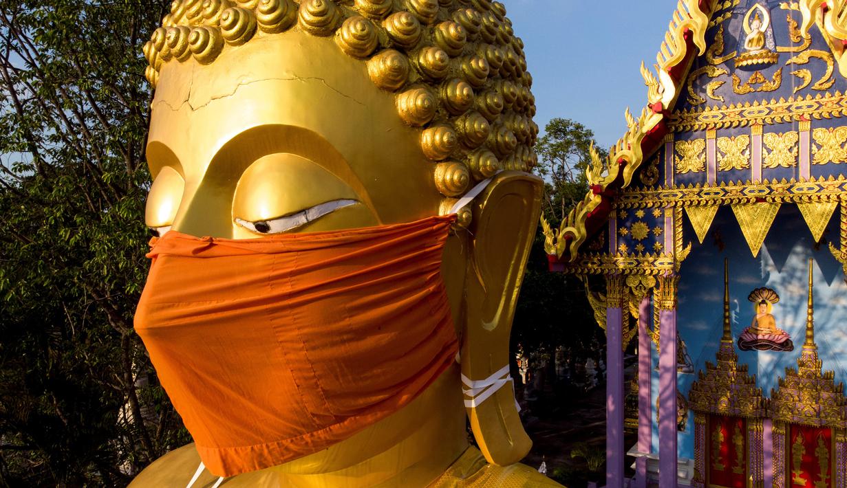 Detail Patung Buddha Thailand Nomer 11