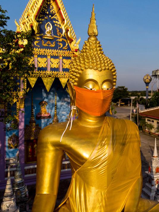 Detail Patung Buddha Thailand Nomer 12