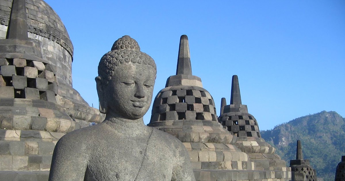 Detail Patung Budha Borobudur Nomer 37