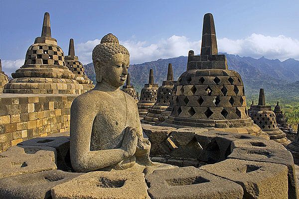 Detail Patung Budha Borobudur Nomer 51