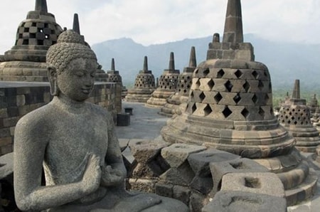 Detail Patung Budha Candi Borobudur Nomer 19