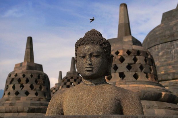 Detail Patung Budha Candi Borobudur Nomer 20