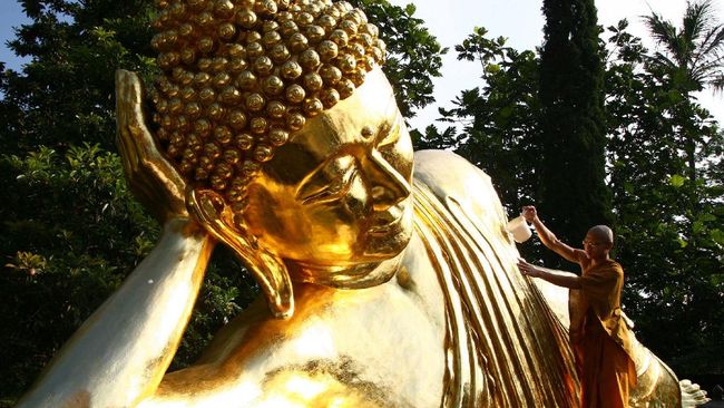Detail Patung Budha Di Indonesia Nomer 13