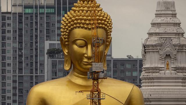 Detail Patung Budha Tidur Di Thailand Nomer 25