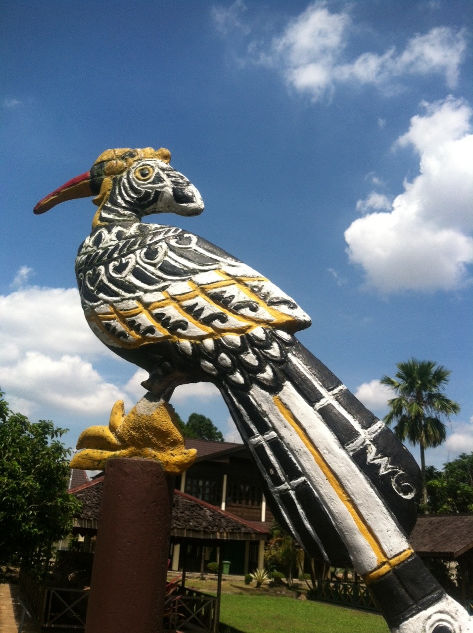 Detail Patung Burung Enggang Nomer 15