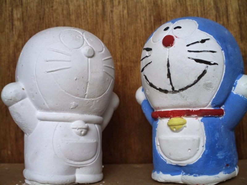 Detail Patung Doraemon Dari Tanah Liat Nomer 56