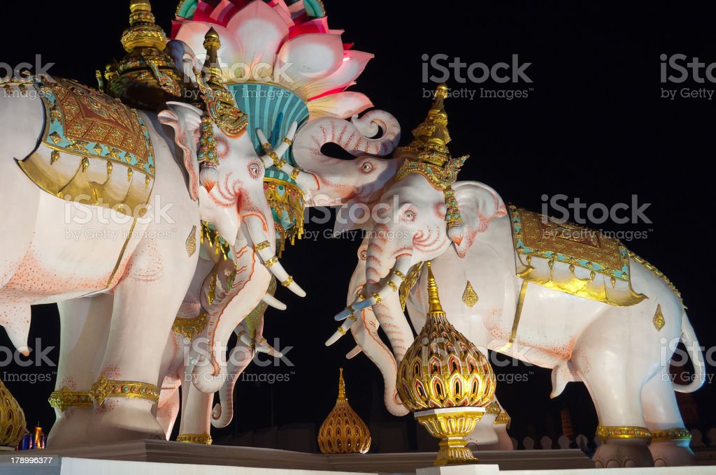 Detail Patung Gajah Thailand Nomer 31