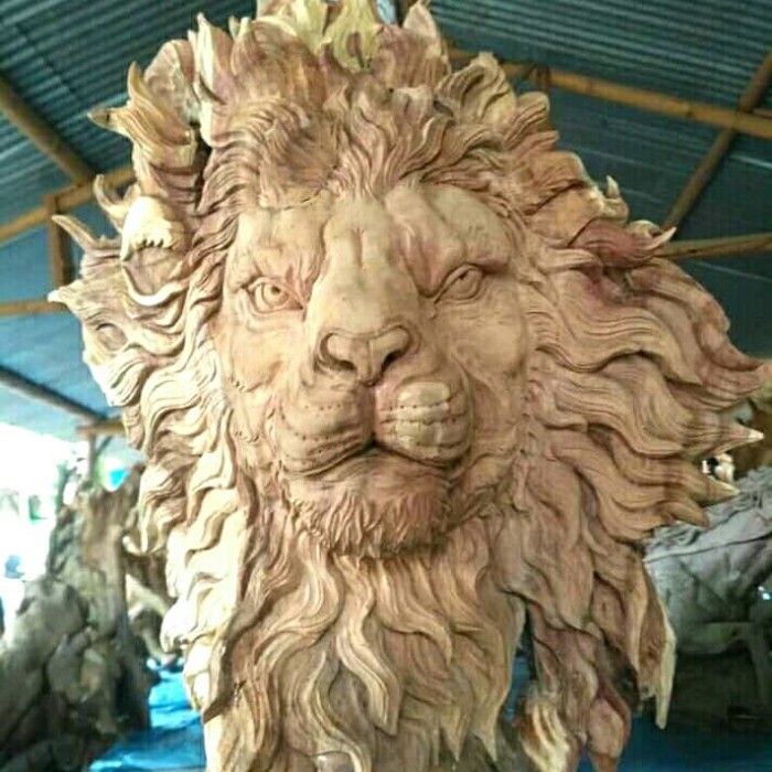 Patung Kepala Singa - KibrisPDR
