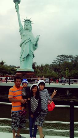 Download Patung Liberty Di Indonesia Nomer 37