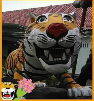 Detail Patung Macan Kumbang Nomer 50