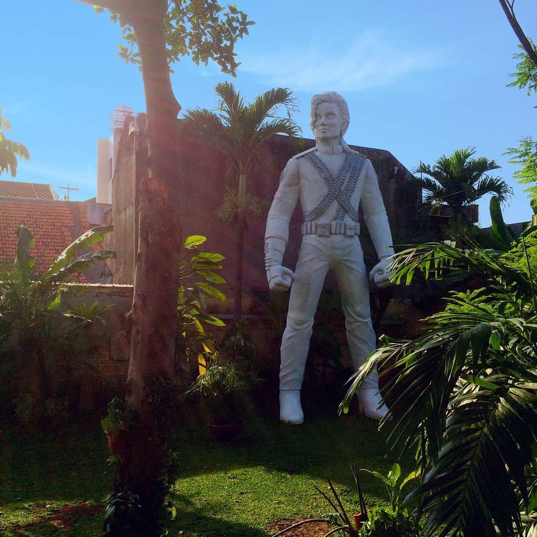 Detail Patung Michael Jackson Nomer 21