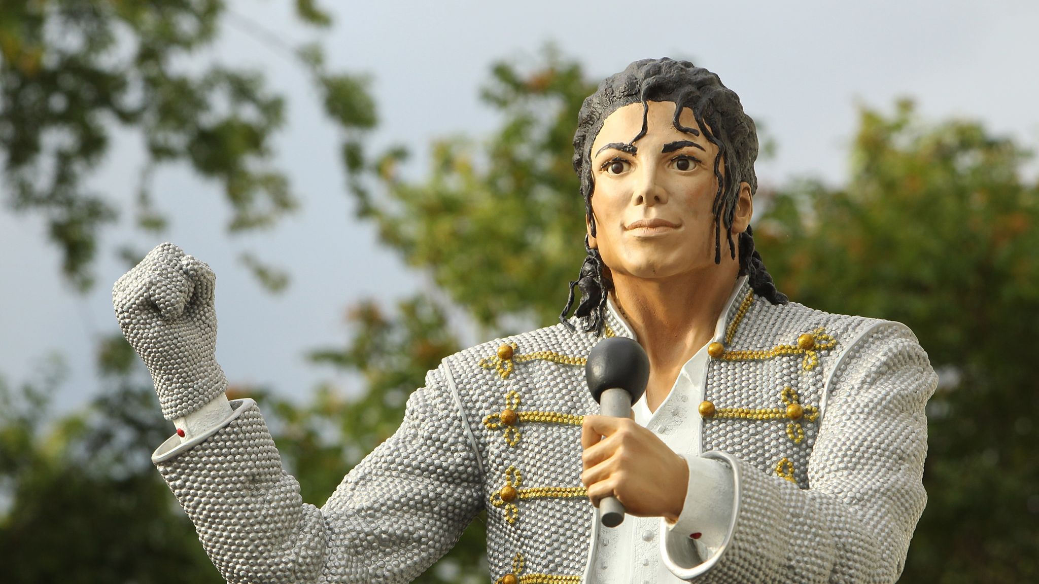 Detail Patung Michael Jackson Nomer 4