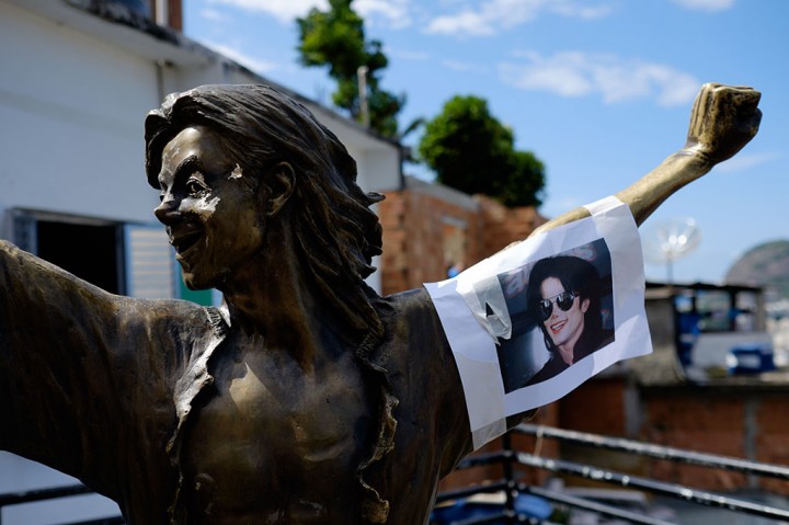 Detail Patung Michael Jackson Nomer 48