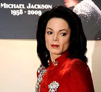 Detail Patung Michael Jackson Nomer 55