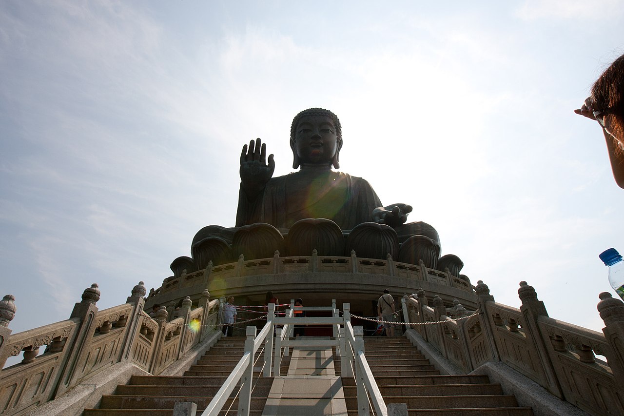 Detail Patung Tian Tan Buddha Nomer 58